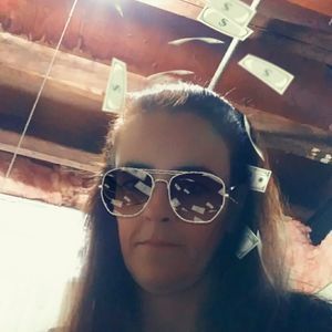 Meet your Posher, Tonya